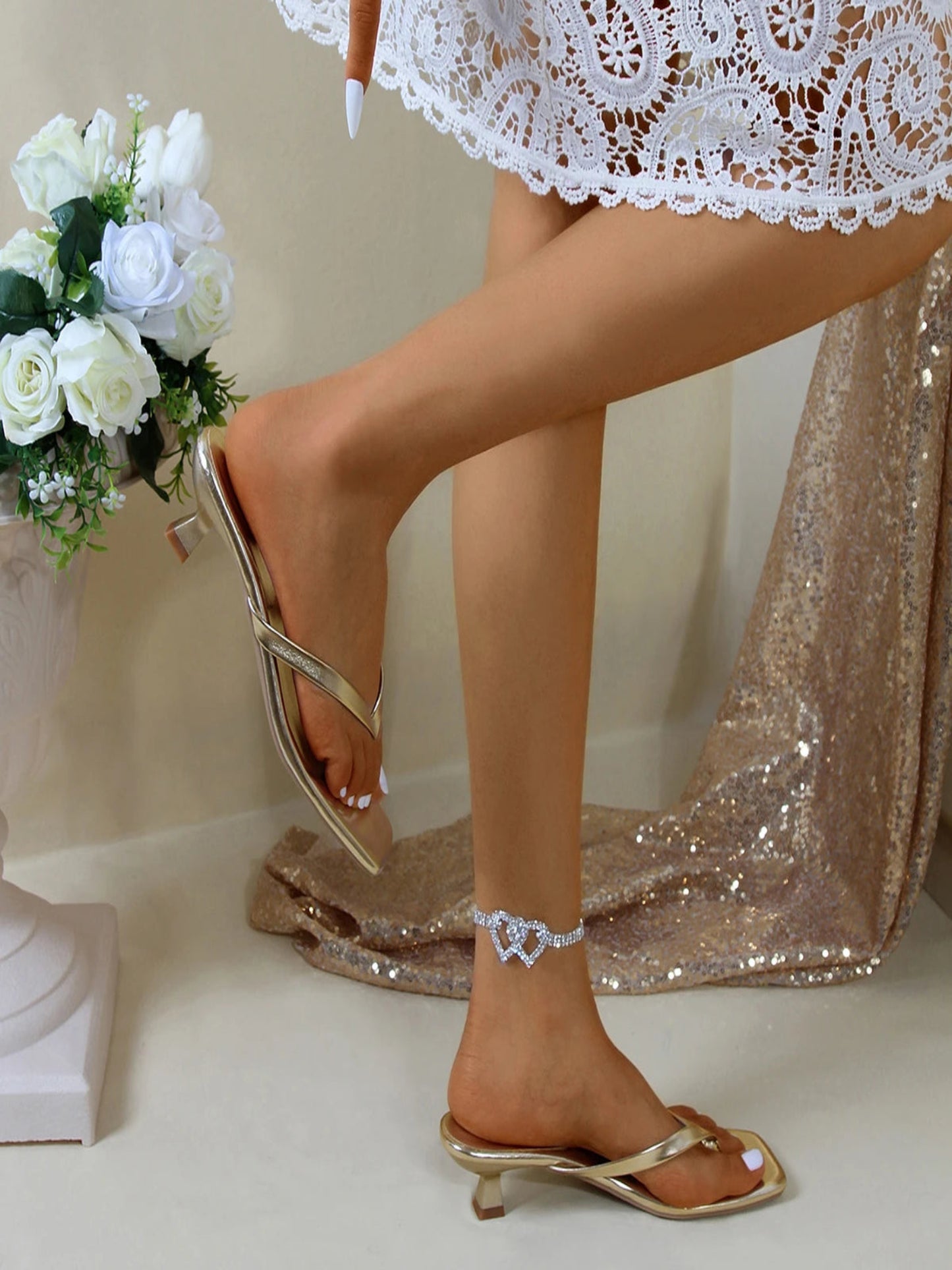 Women’s Square Toe Thin Strap Flip-Flops